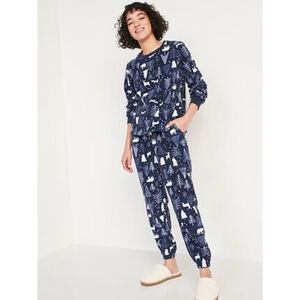 NWT Women’s 2-Piece Set Micro Fleece Pajama set Top and Bottom size Medium Blue